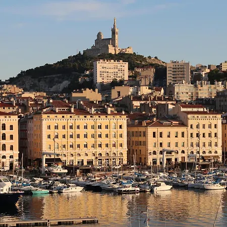 Apartman Design Et Vue Incroyable Port